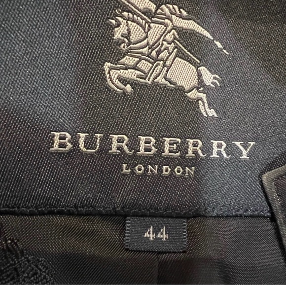 Burberry Black Quilted Trench Coat US size 34 SMALL - Picture 3 of 6